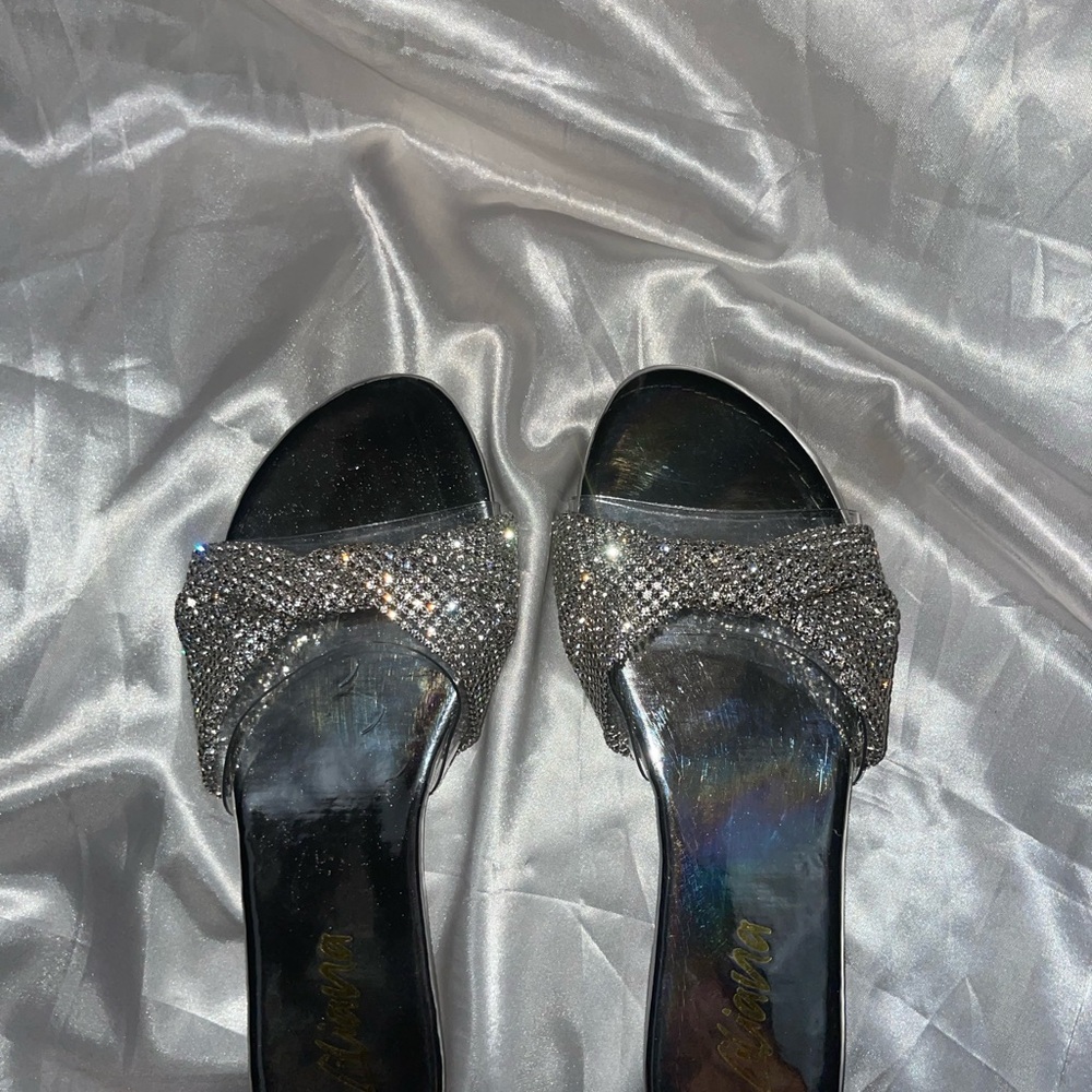 Elegant Silver Women's Sandals